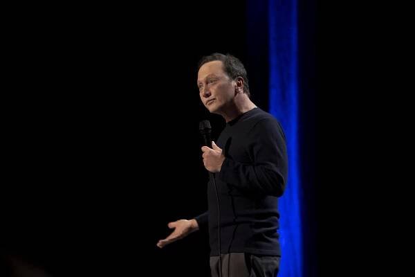 Rob Schneider: Asijská máma, mexický děti (2020)