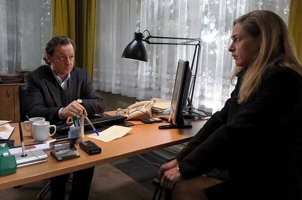 Nalezená pravda - Z filmu - Matthias Brandt, Sophie von Kessel