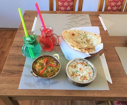 Vegetariánské či kuřecí indické menu: Rajma Masala i South Indian Chi Masala