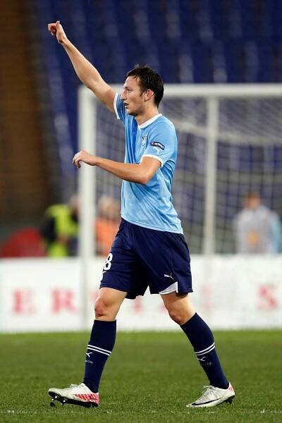 Kozák vítězným gólem udržel Lazio ve hře o Ligu mistrů