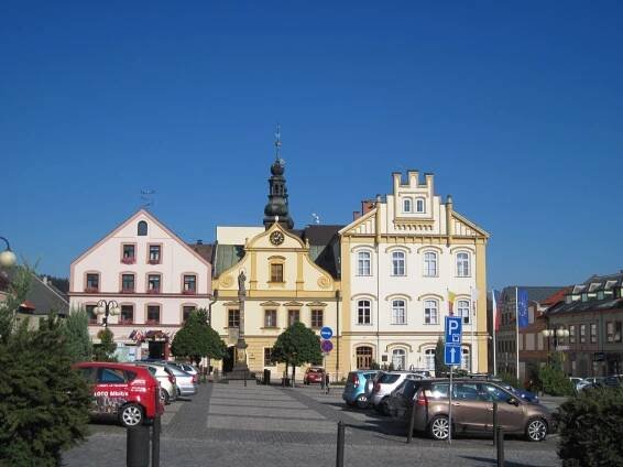 Fotografie - Česká Třebová - Domy na náměstí - 17.08.2013