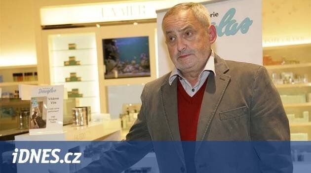 Zemřel Michal Zelenka, producent českých hvězd a manžel Petry Janů - iDNES.cz
