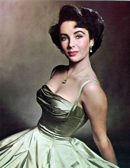 Elizabeth Taylor: Dazzling photos of the classic Hollywood icon