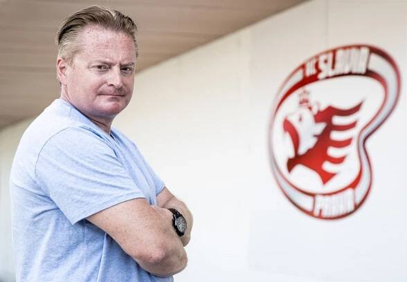 Nový majitel hokejové Slavie: Číňané peníze nepošlou, ale chceme play off