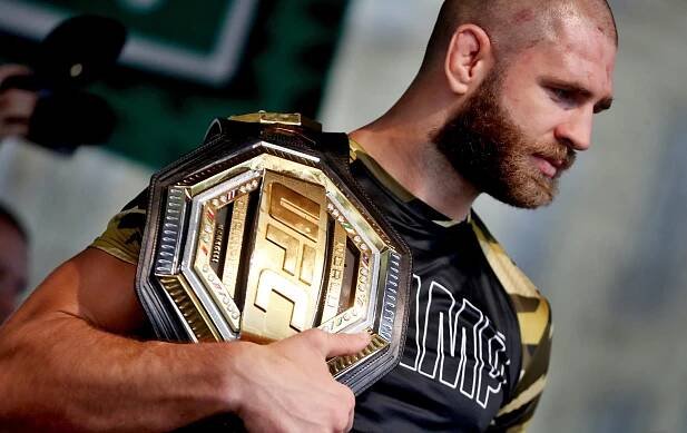 Cesta Jiřího Procházky pomůže Česku oprostit se od předsudků, že je MMA buranský sport, říká expert