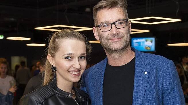 Andy Kraus vzal rodinu do sveta, s manželkou vyzerali ako dvojičky: Sledujte ich rovnakú frizúru!