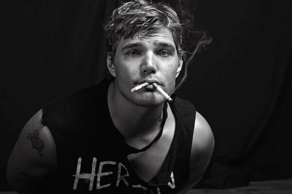    tank:       Sober is sexy    
  
   