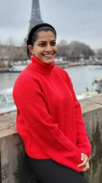 In Pics: Stylish looks of Varalaxmi Sarathkumar