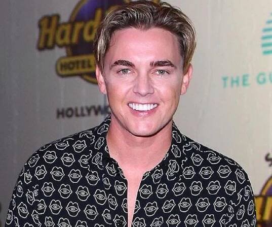 Jesse McCartney Biography - Childhood, Life Achievements & Timeline