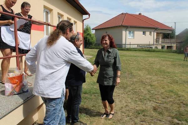 Soutěž "O NEJLEPŠÍ BÁBOVKU" - Oficiální stránky obce Libkovice pod Řípem