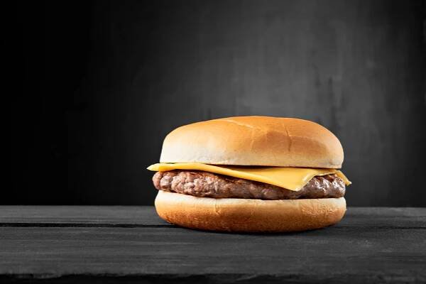 Cheeseburger Nutrition Facts