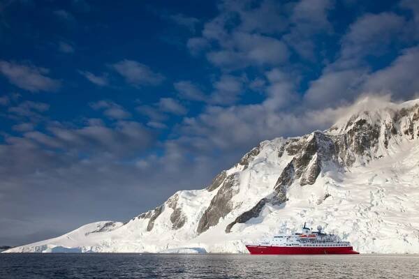 Expedition Antarctica Ship - Trips & Rates | Polar Cruises