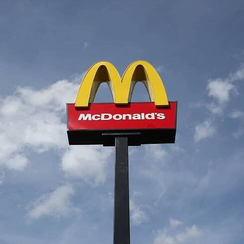 Parents awarded thousands in lawsuit against McDonald’s after ‘unreasonably hot’ McNugget burns daughter