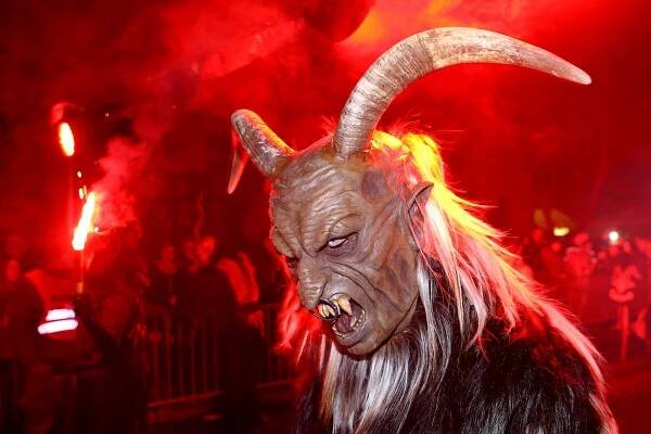 OBRAZEM: Krampusové řádili