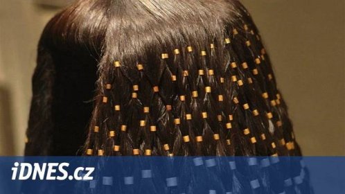 Pro pacienty s rakovinou darovali vlasy, budou z nich paruky - iDNES.cz