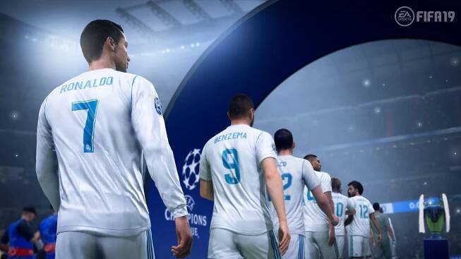FIFA 19 má Ligu mistrů a nové komentátory, FIFA 18 zase zkušební verzi zdarma