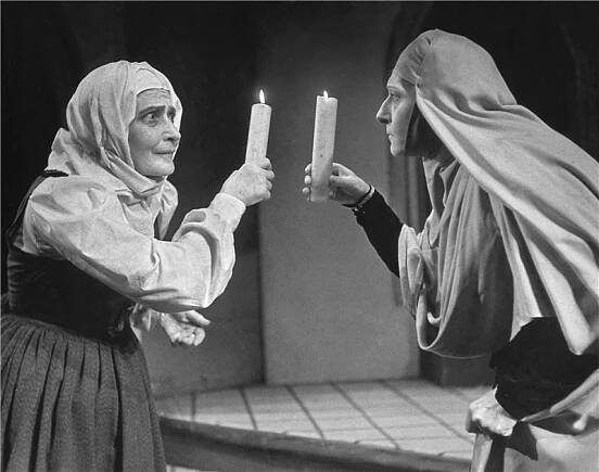 Kolébka - 12.04.1959, Jarmila Kronbauerová (Maří), Eliška Poznerová (Margreta) Foto: Jaromír Svoboda