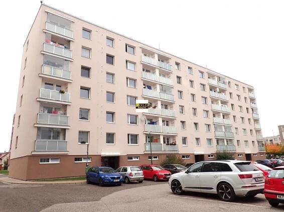 Jičín, Nové Město, 1+1, OV, 32 m2, dům po rekonstrukci, možno hypo, ihned volný!, 2 490 000 Kč