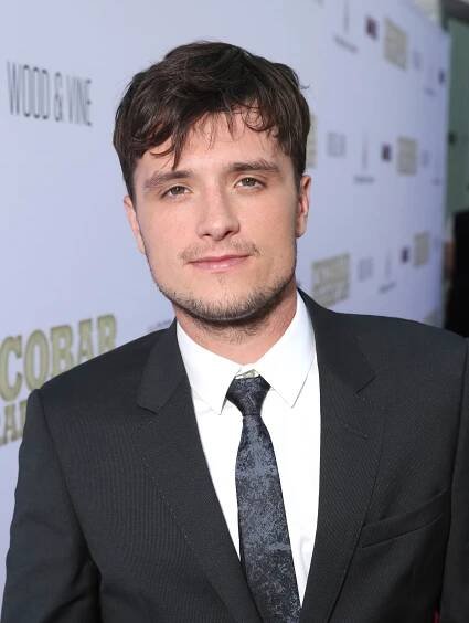 Josh Hutcherson at an event for Escobar: Paradise Lost (2014)