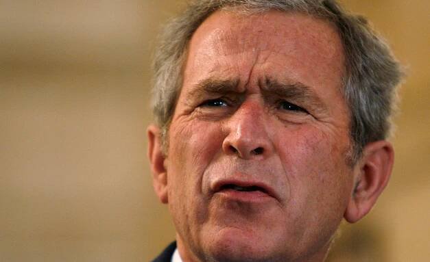 Brutální invaze do Iráku... tedy na Ukrajinu. Bush si při projevu spletl země