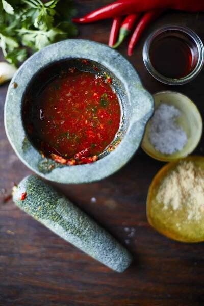 TR_SPICY_RED_CHILLI_AND_LIME_SAUCE_0728.jpg