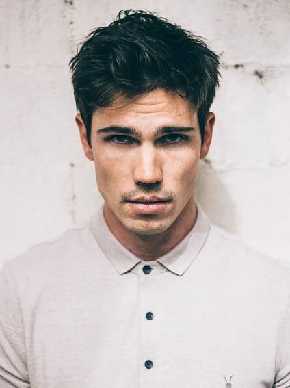 Tanner Novlan - Actor