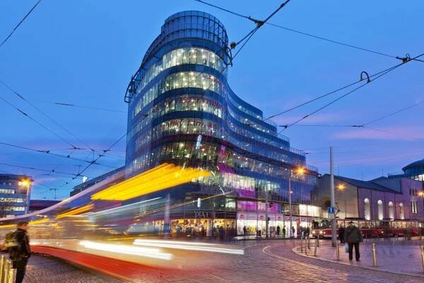 Centrum Zlatý Anděl Praha, Smíchově, Praha, Česká republika — Stock obrázek