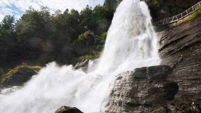 Steinsdalsfossen