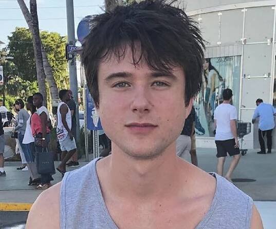 Alec Benjamin Biography - Facts, Childhood, Family Life & Achievements