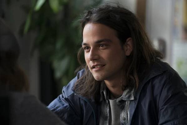 Tady a teď - Fight, Death - Z filmu - Daniel Zovatto
