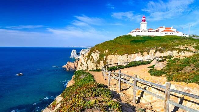 Lisbon, Sintra’s Pena Palace and Cabo da Roca DayTrip
