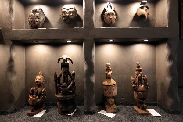 Ve Vizovicích otevřeli unikátní muzeum, mizející africké kultury Tjiwara