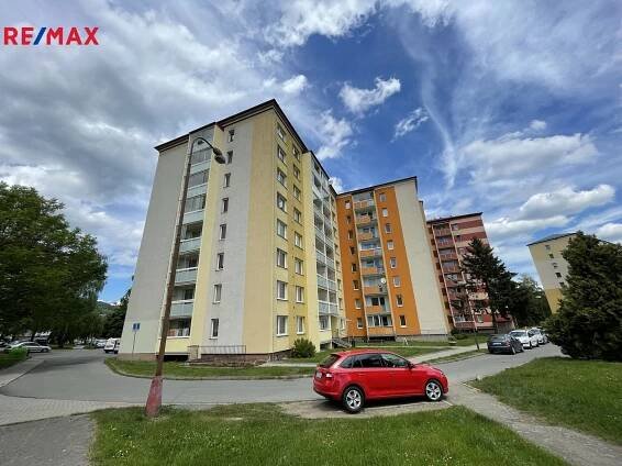 Pronájem bytu 2+1 52 m², Štěpánská, Vsetín
