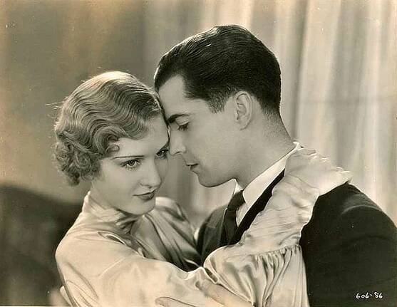 Huddle - Z filmu - Madge Evans, Ramon Novarro