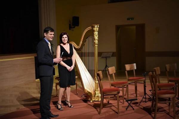 Božská harfa Jany Bouškové - Oficiální stránky města Rájec-Jestřebí