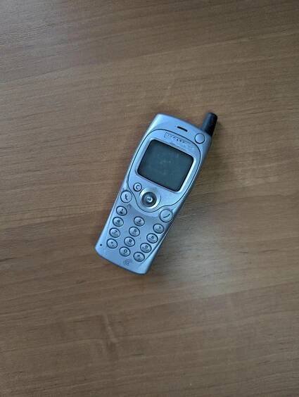 Alcatel one touch 501 - Mobily a chytrá elektronika