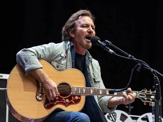 Eddie Vedder onstage
