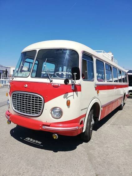 Brno nakoupilo dva historické autobusy, rozšíří sbírku retro vozidel - Zdopravy.cz