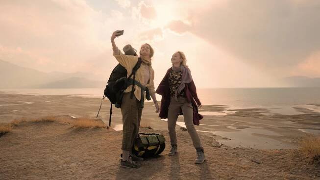 Extraktoři - Únos - Z filmu - Michaela Petřeková, Gabriela Heclová
