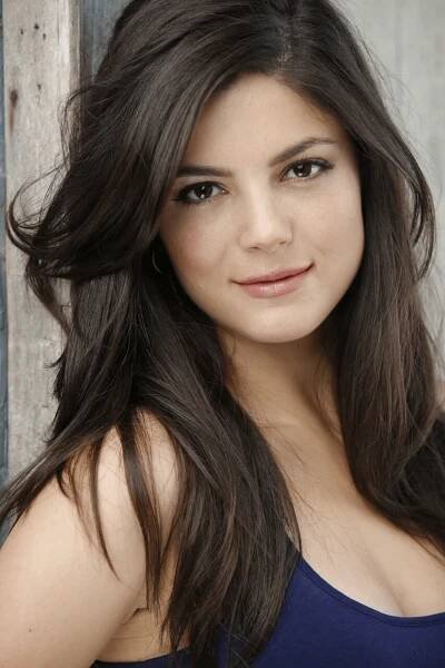 Monica Barbaro fotka