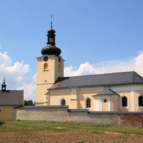 Koclířov - kostel sv. Jakuba a sv. Filomény