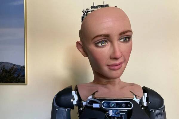Fotka: Syntetickou pokožku si společnost Hanson Robotics patentovala