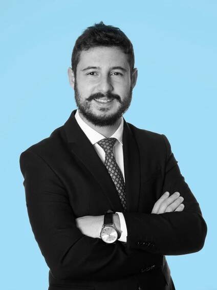 ABOUT - srclegal.eu