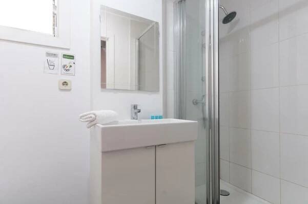 Gir80 Eixample Casanova 72 Apartmán