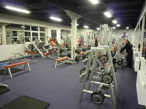 Sportovní centrum a posilovna FIT HB - Posilovna
