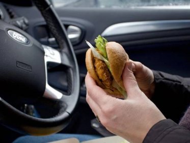 Junk-food lovers more likely to crash their car and get driving convictions, study finds...