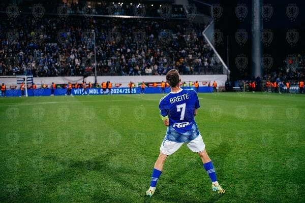 Sigma po třinácti letech slaví! Spartu porazila ve finále MOL Cupu 3:1 | FOTBAL.CZ