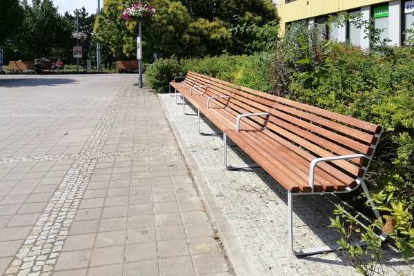 Brno - Kulturní dům Rubín - Městský mobiliář STREETPARK