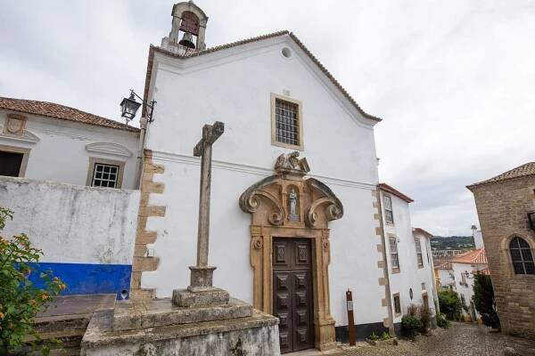 15 Wonderful Things to Do in Óbidos, Portugal