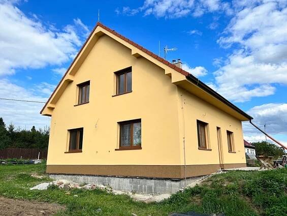 Proměníme vaši stavbu na dům, říká Jakub Kučera z firmy Fasom CZ, která se zabývá fasádami a omítkami